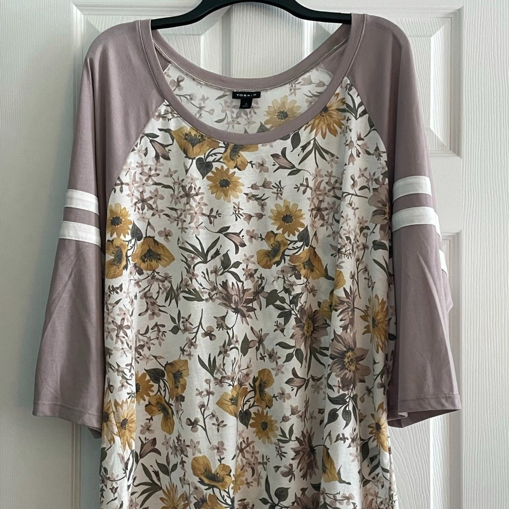 Torrid Lilac Floral Raglan Tee